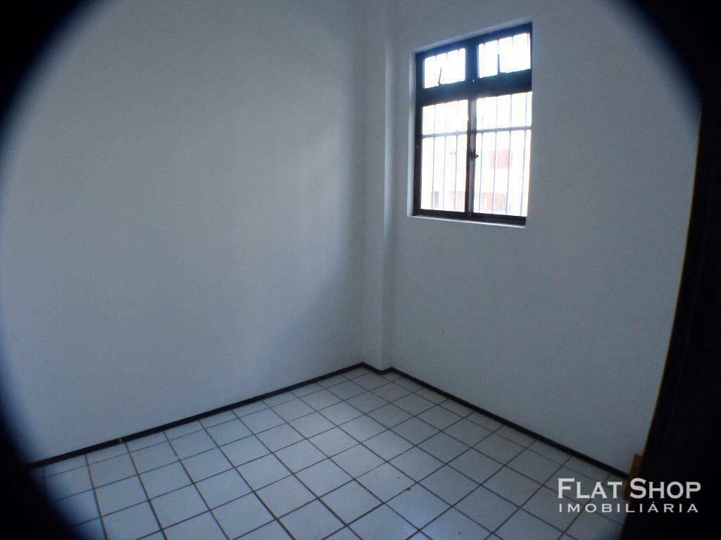 Apartamento à venda com 3 quartos, 99m² - Foto 9