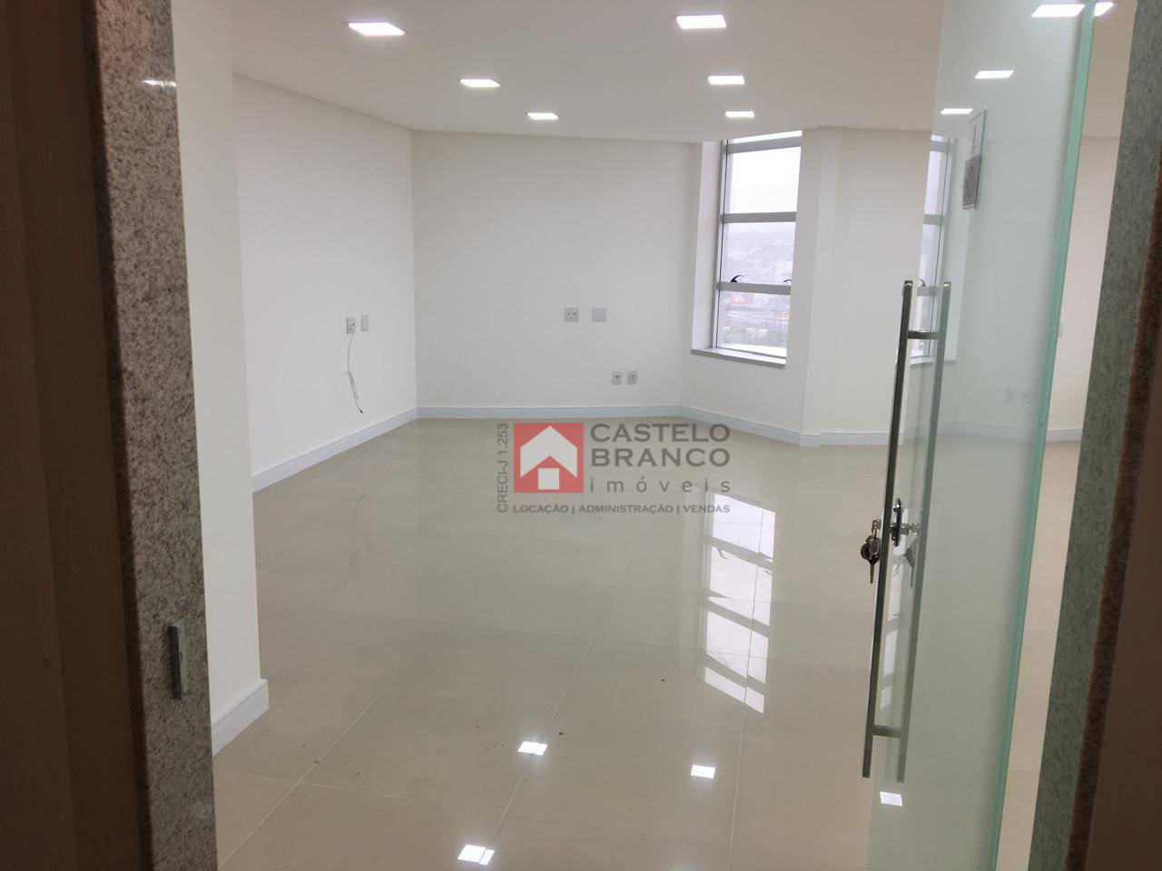 Conjunto Comercial-Sala para alugar, 56m² - Foto 1