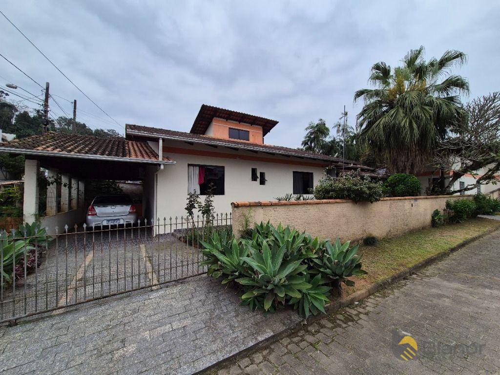 Casa, 4 quartos, 150 m² - Foto 1