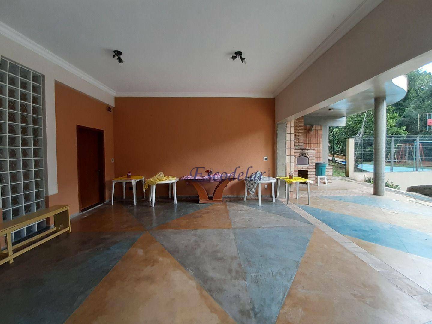 Casa para alugar com 4 quartos, 493m² - Foto 9