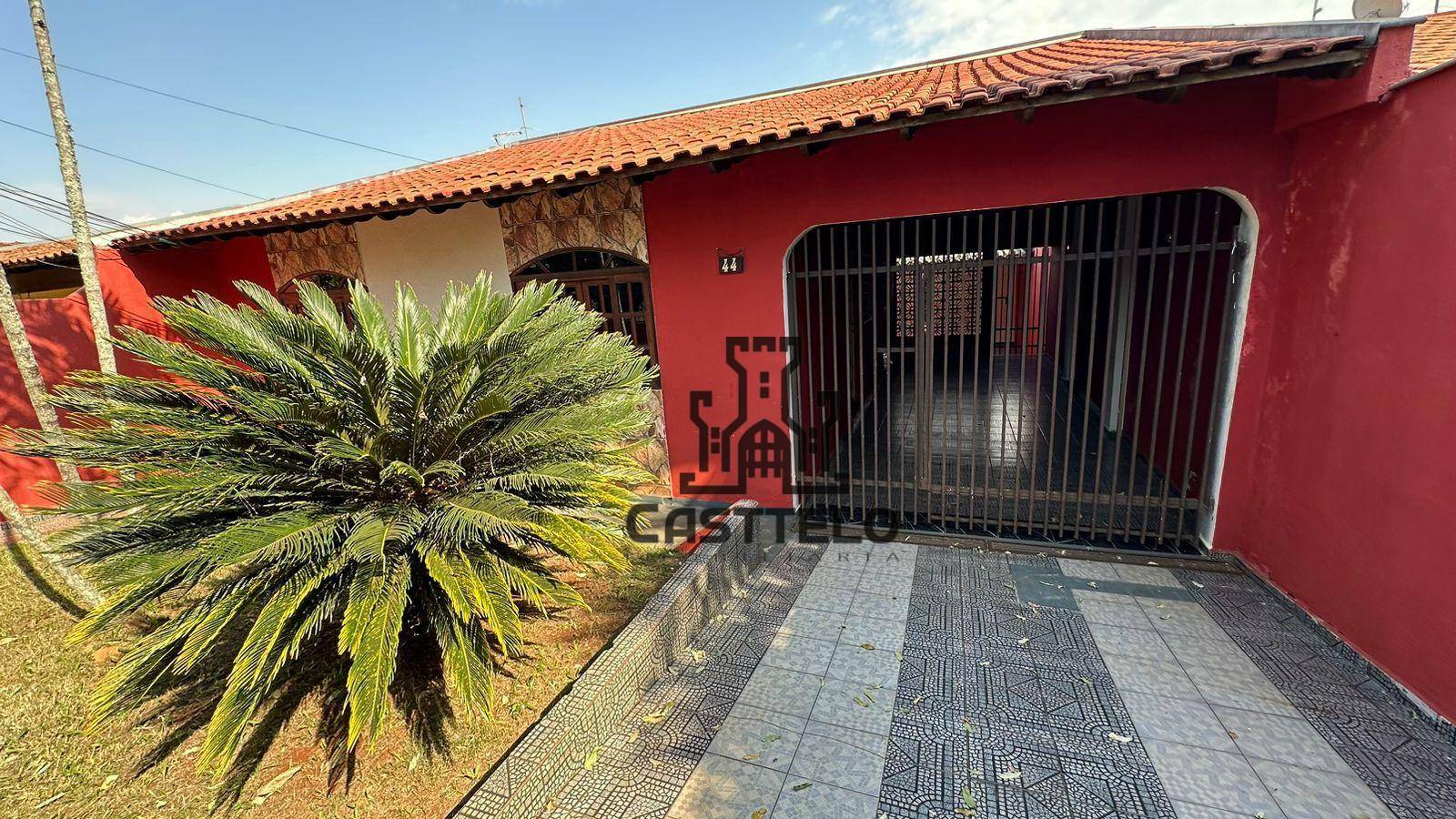 Casa à venda com 4 quartos, 120m² - Foto 4