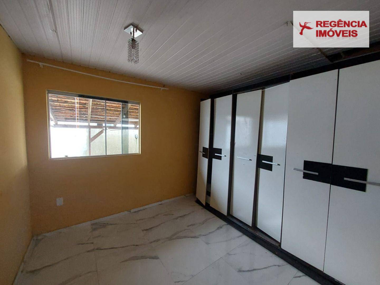 Casa à venda com 3 quartos, 100m² - Foto 12