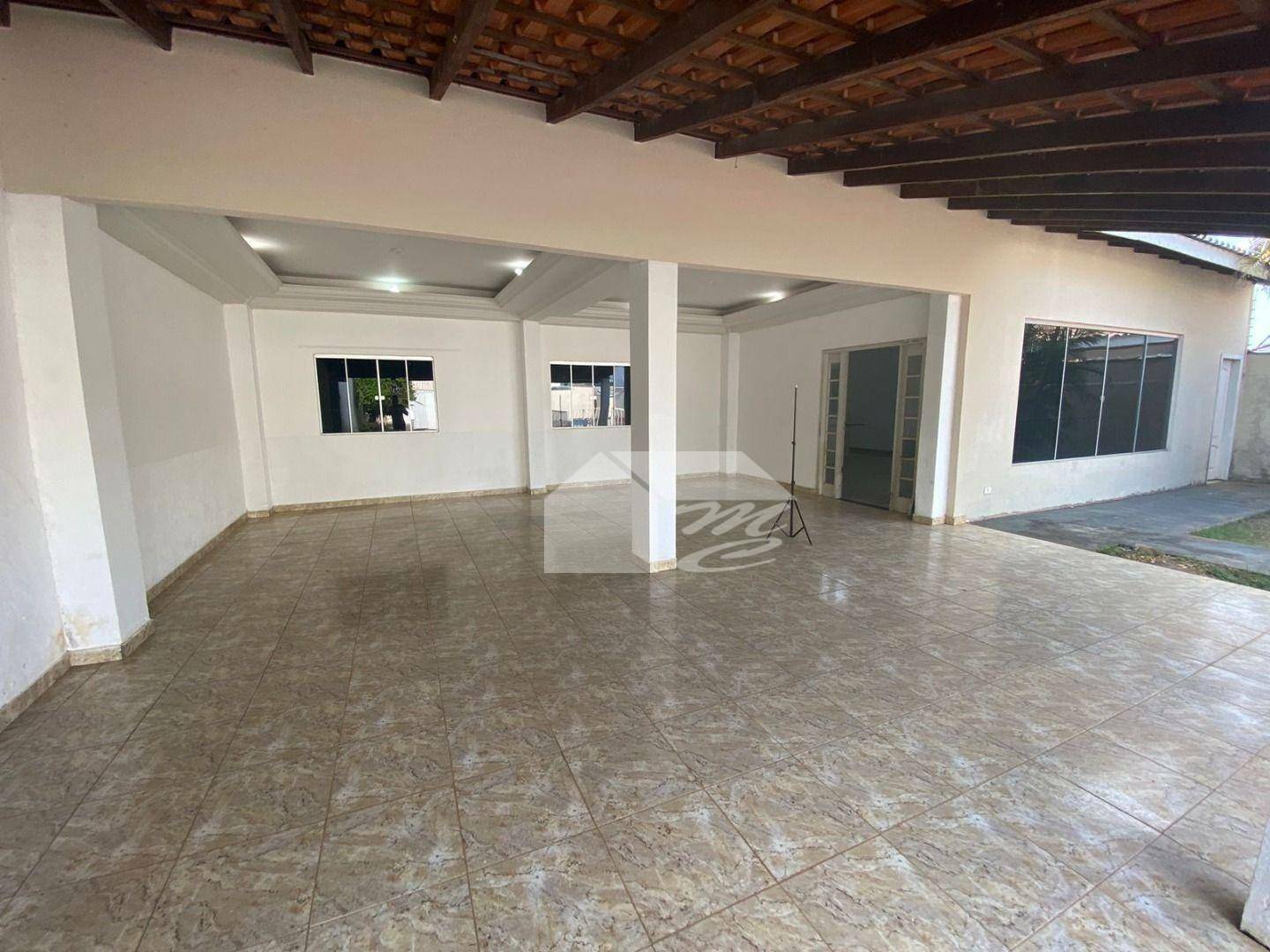 Casa à venda com 4 quartos, 308m² - Foto 6