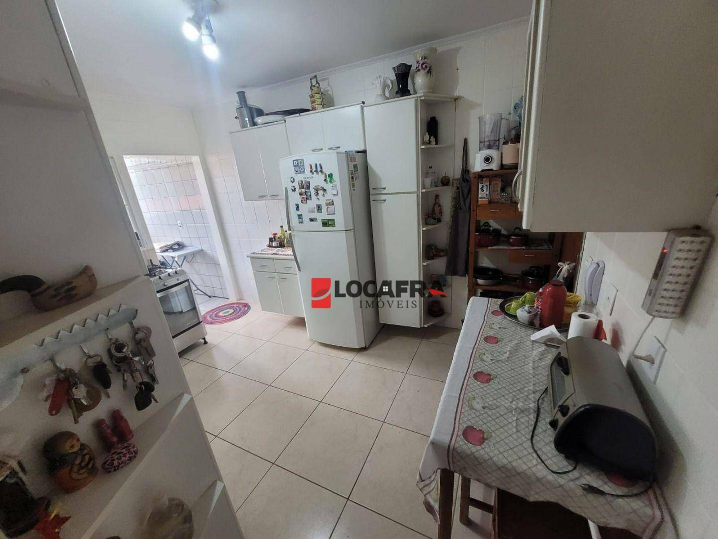 Apartamento à venda com 3 quartos, 141m² - Foto 11