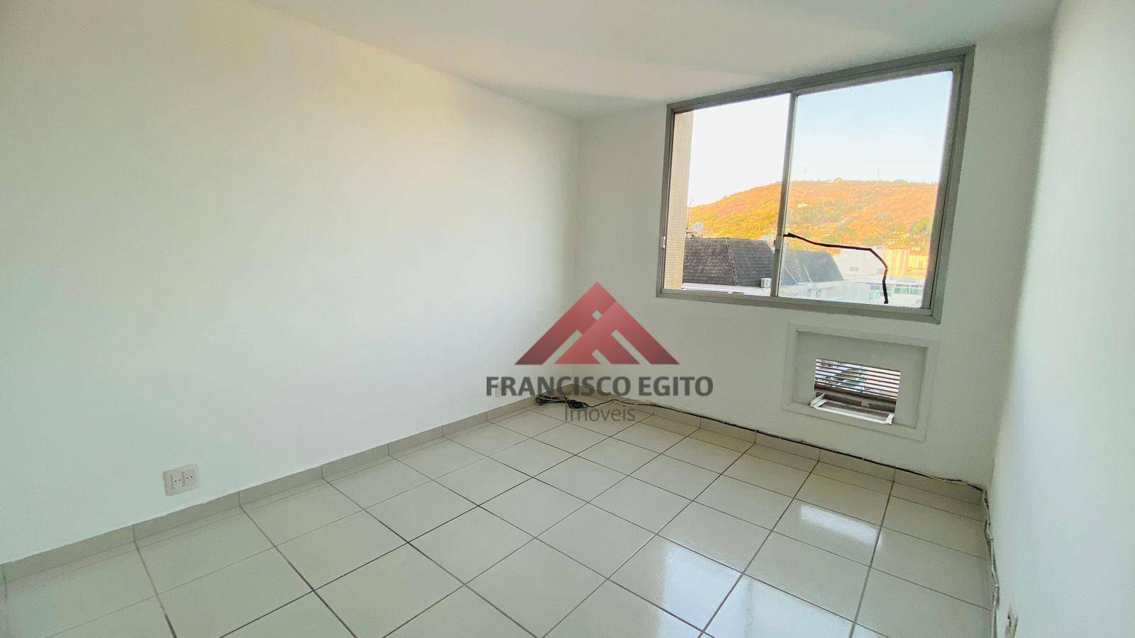 Apartamento à venda com 2 quartos, 85m² - Foto 11