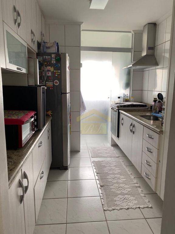 Apartamento à venda com 2 quartos, 65m² - Foto 10