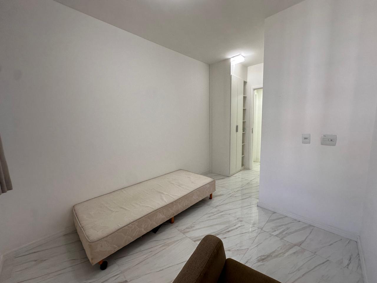 Apartamento à venda com 3 quartos, 93m² - Foto 13