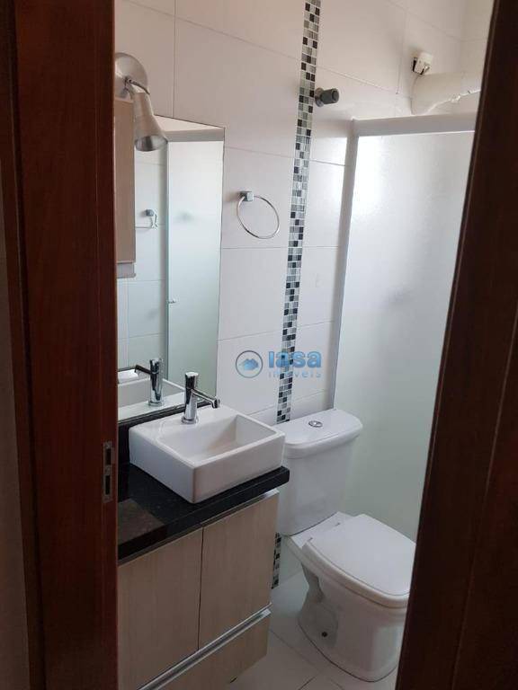 Apartamento à venda com 2 quartos, 60m² - Foto 32