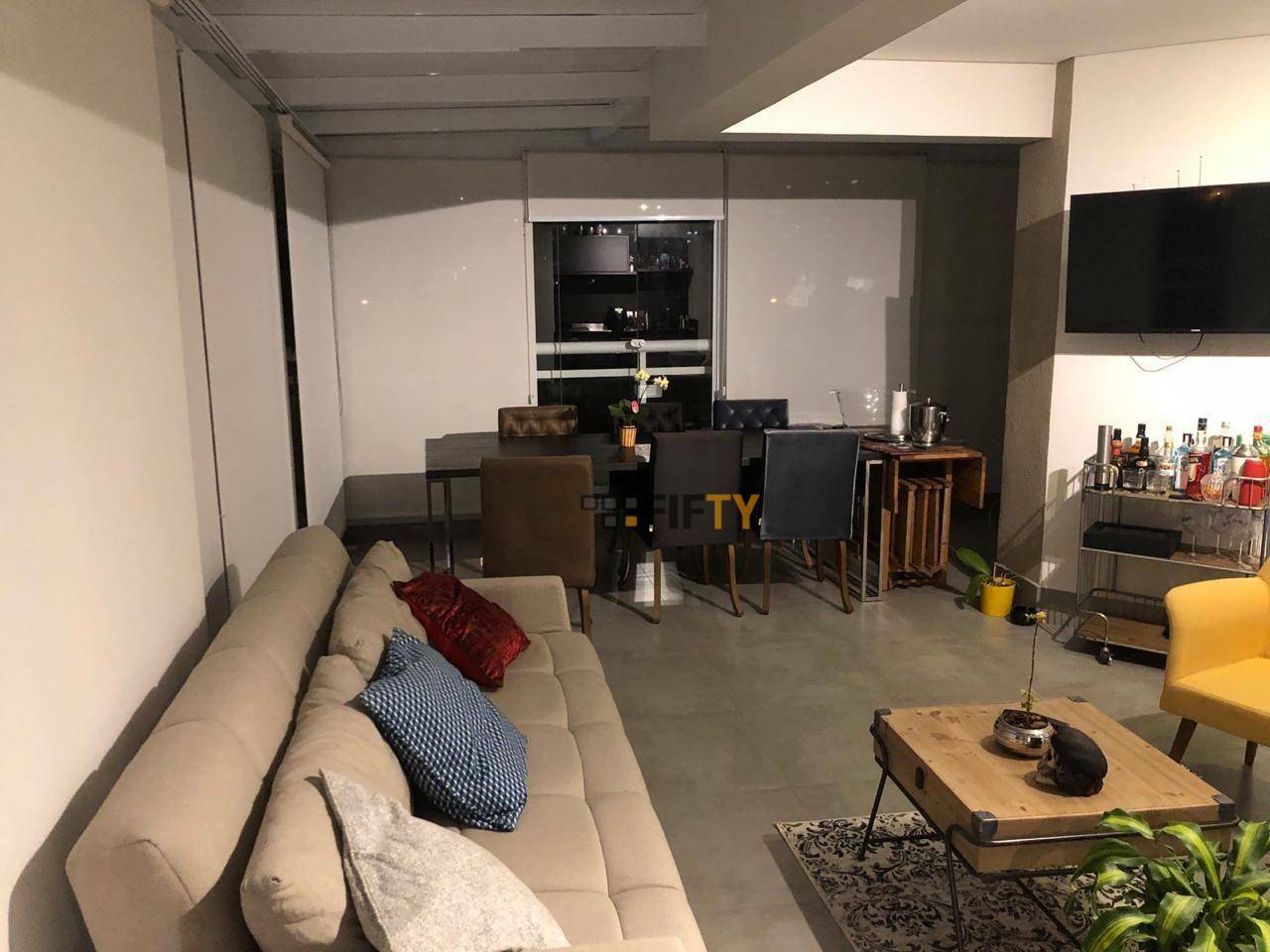 Apartamento à venda com 2 quartos, 120m² - Foto 3