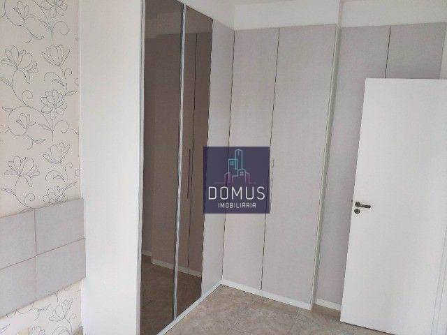 Apartamento à venda com 2 quartos, 70m² - Foto 12