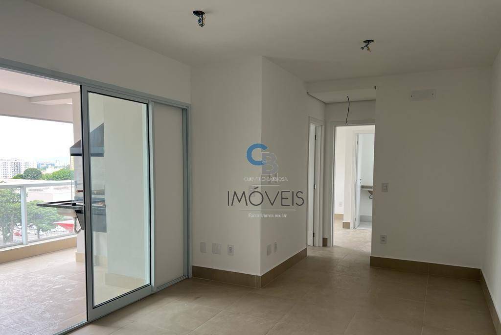 Apartamento à venda com 2 quartos, 66m² - Foto 4