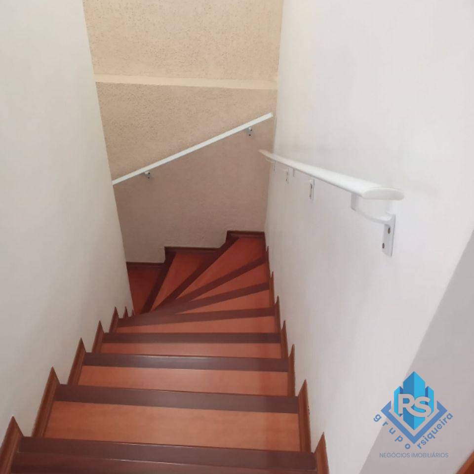 Sobrado à venda com 3 quartos, 220m² - Foto 12