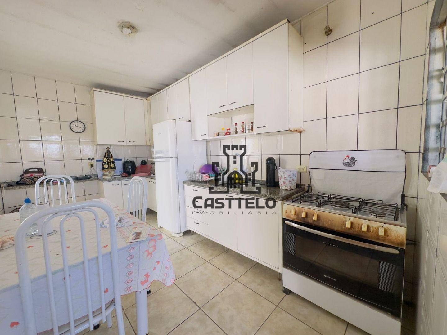 Casa à venda com 2 quartos, 90m² - Foto 10