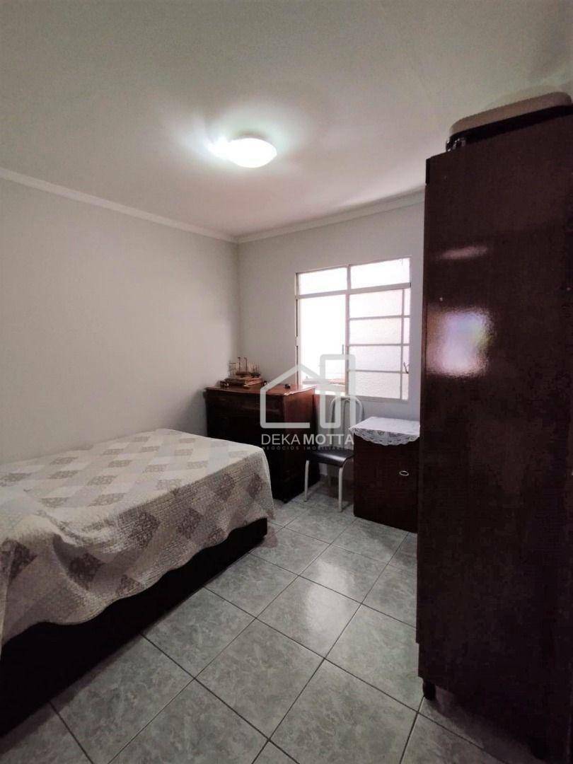 Casa à venda com 3 quartos, 169m² - Foto 3