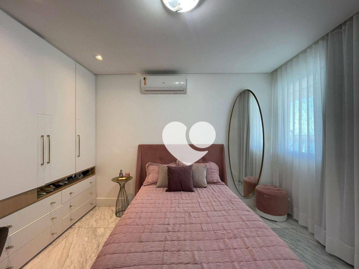 Apartamento à venda com 4 quartos, 330m² - Foto 19