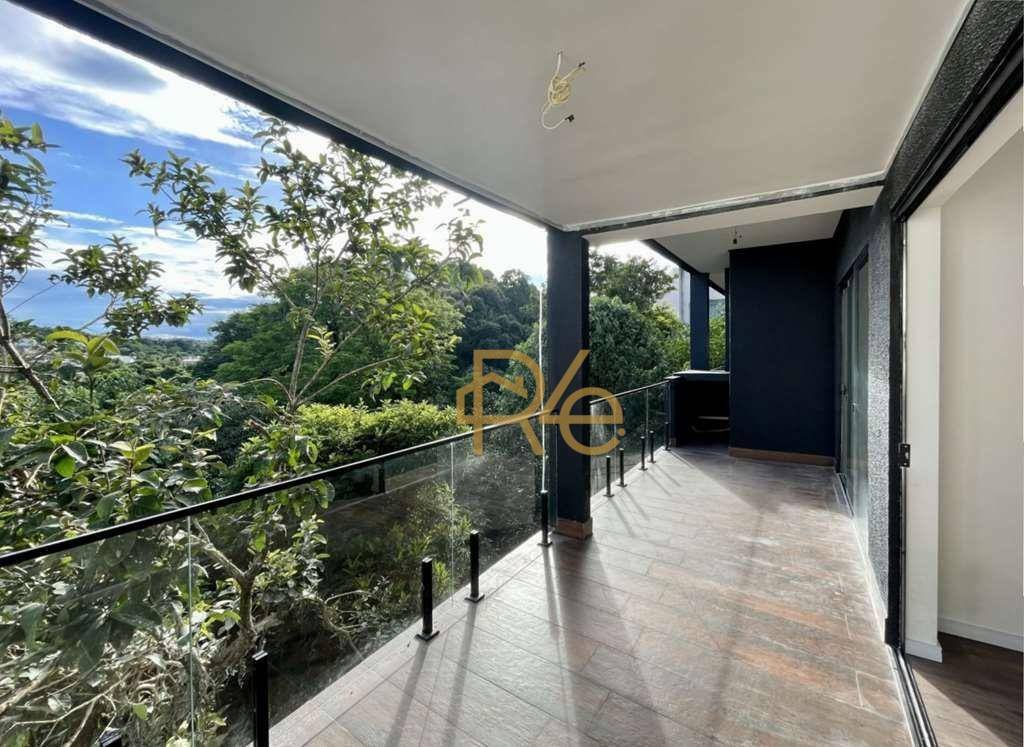 Casa de Condomínio à venda com 4 quartos, 400m² - Foto 33