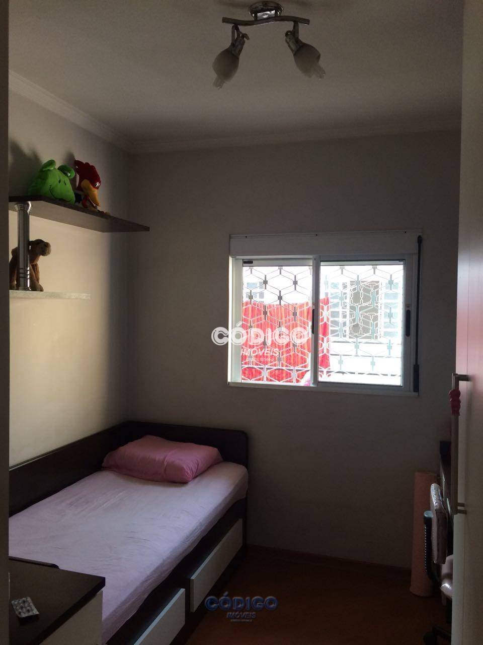 Sobrado à venda com 3 quartos, 225m² - Foto 3