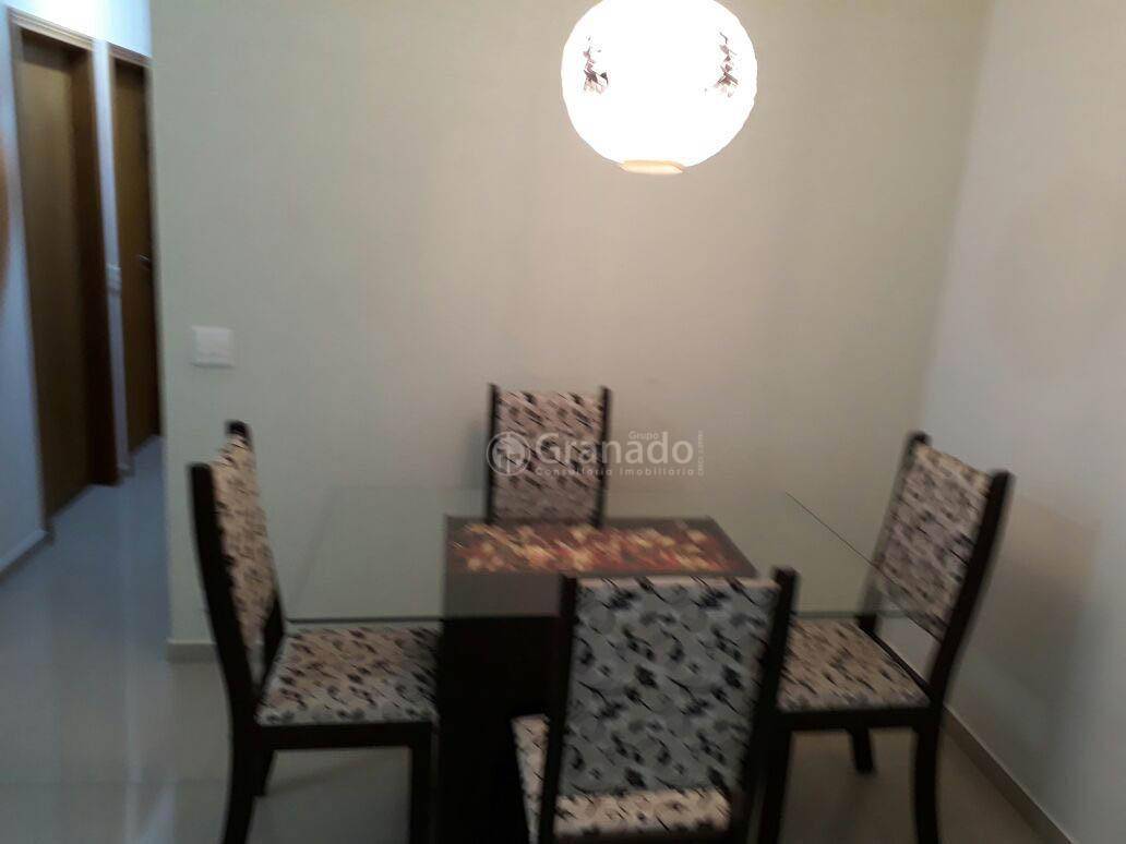 Apartamento à venda com 3 quartos, 70m² - Foto 1