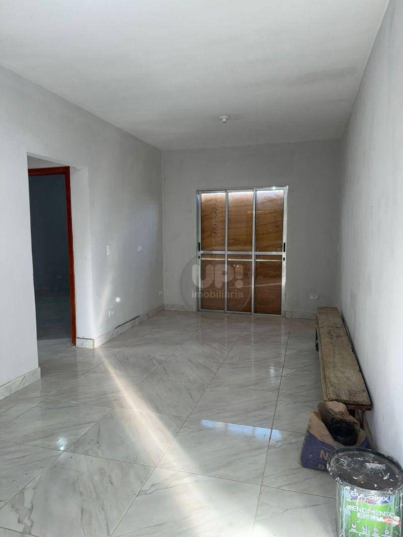 Casa à venda com 2 quartos, 53m² - Foto 2