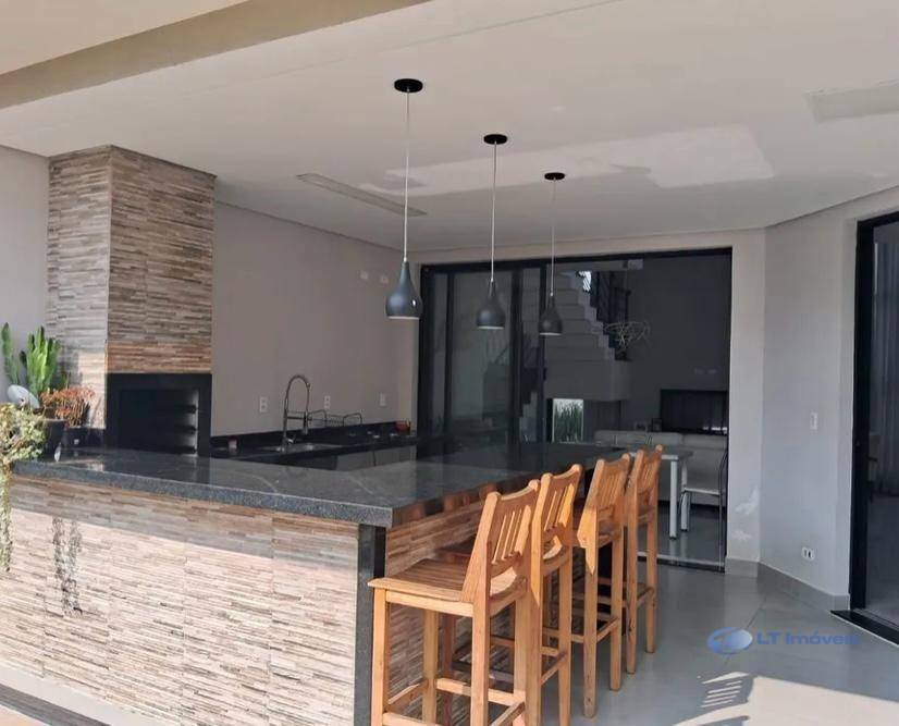 Sobrado à venda com 3 quartos, 240m² - Foto 14