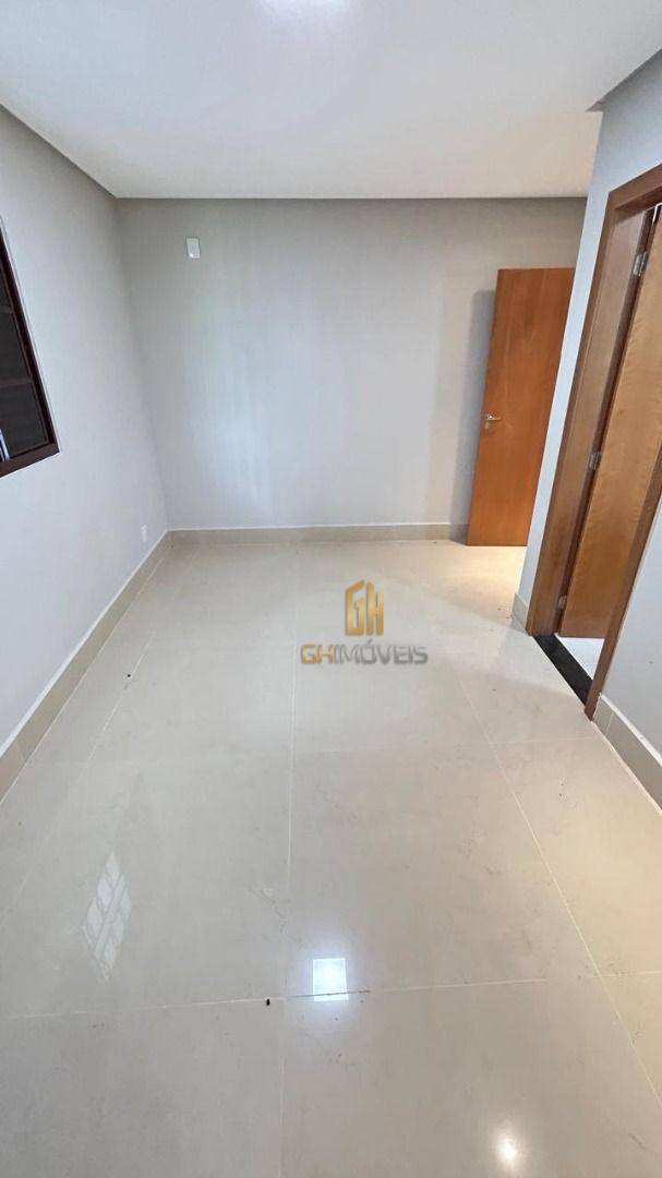 Casa à venda com 3 quartos, 200m² - Foto 14