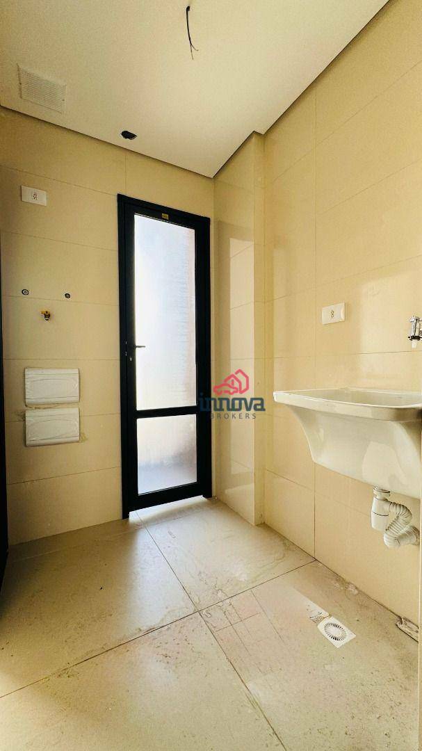 Apartamento à venda com 2 quartos, 68m² - Foto 5