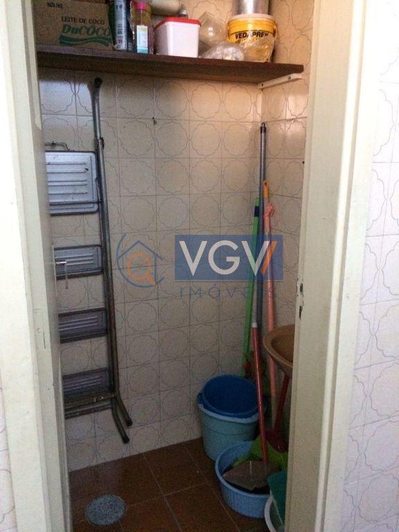 Apartamento à venda com 2 quartos, 60m² - Foto 4