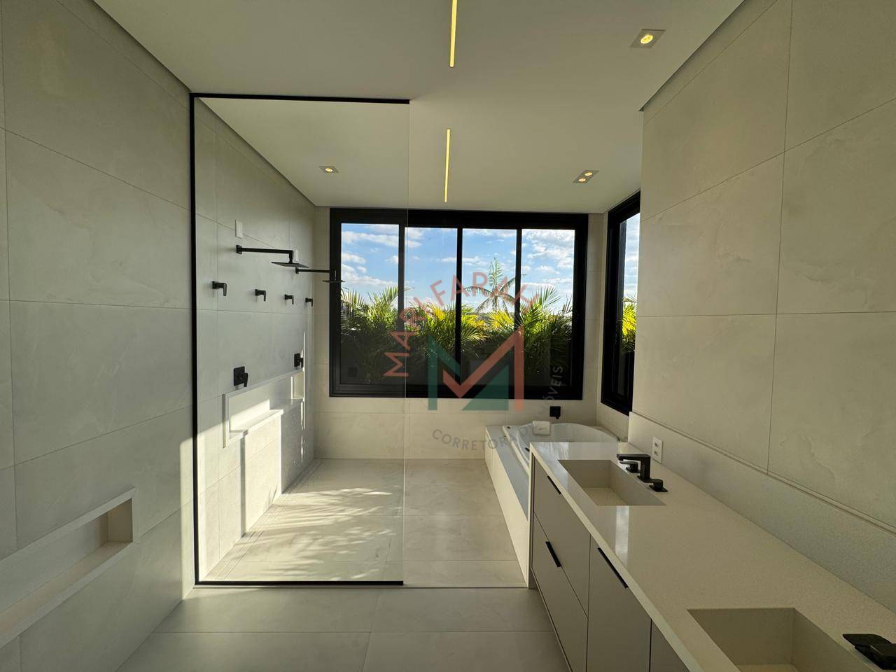 Casa de Condomínio à venda com 4 quartos, 566m² - Foto 72