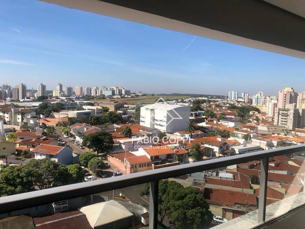 Apartamento à venda com 3 quartos, 96m² - Foto 2