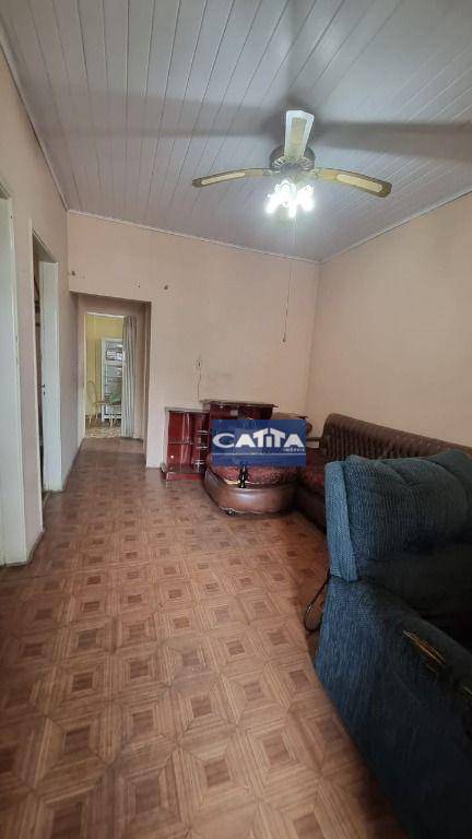 Casa à venda com 2 quartos, 60m² - Foto 7