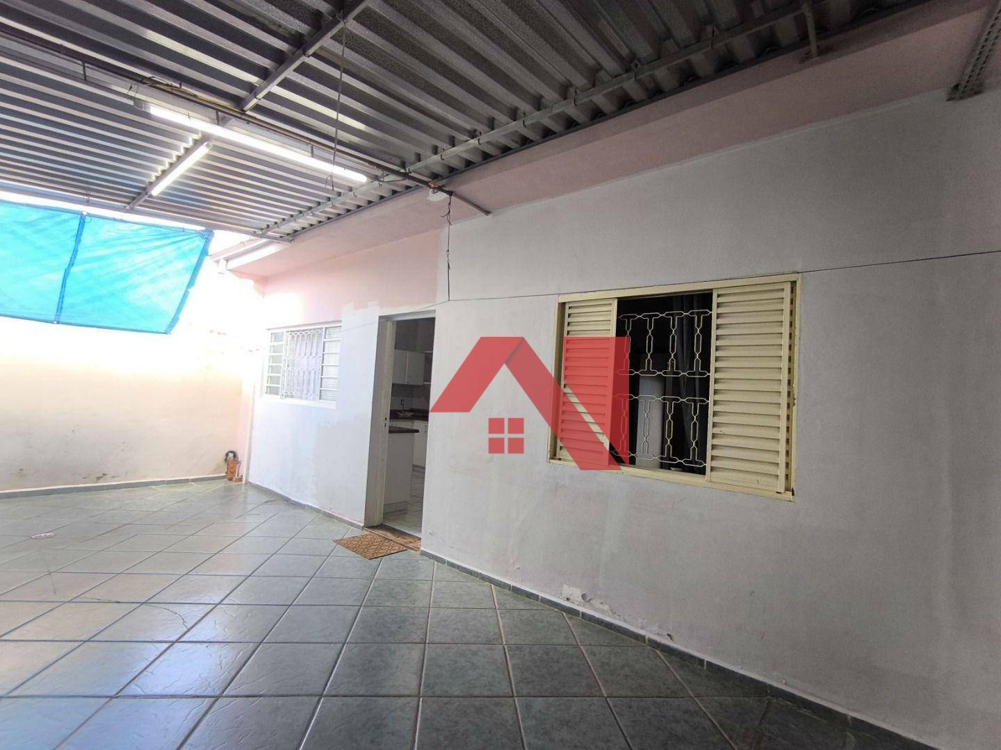 Casa à venda com 3 quartos, 165m² - Foto 14