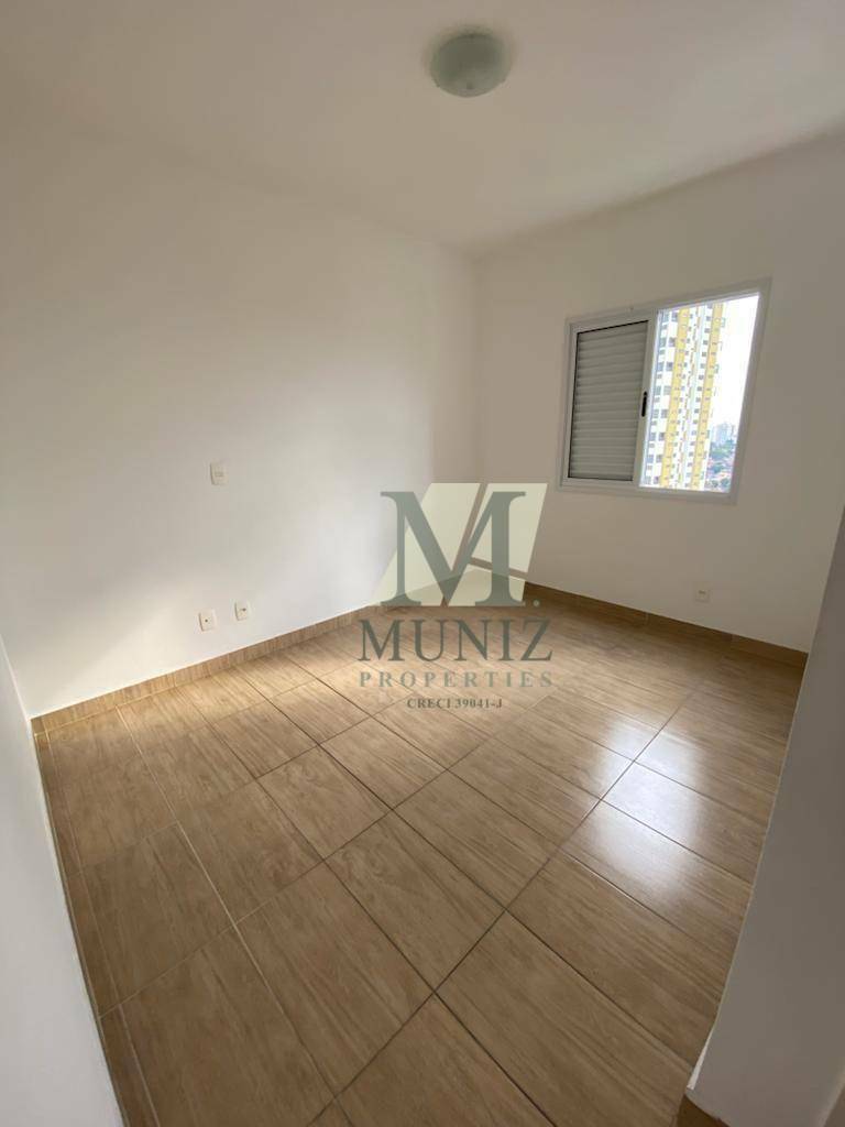 Apartamento à venda com 2 quartos, 65m² - Foto 7