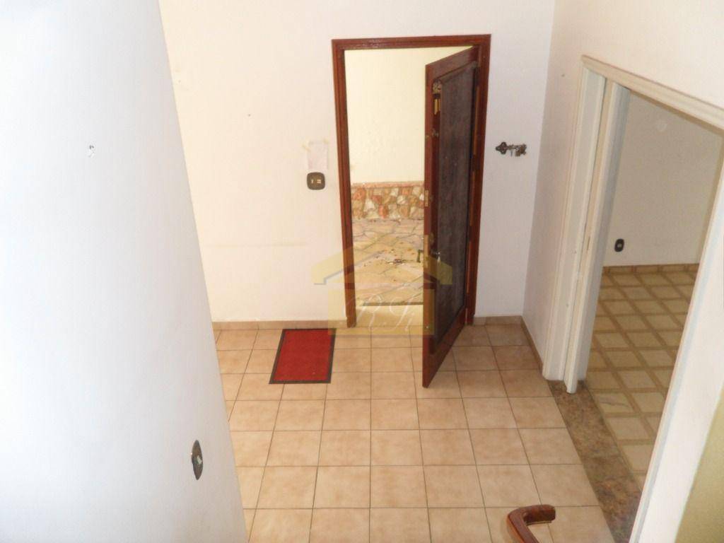 Casa para alugar com 3 quartos, 170m² - Foto 16