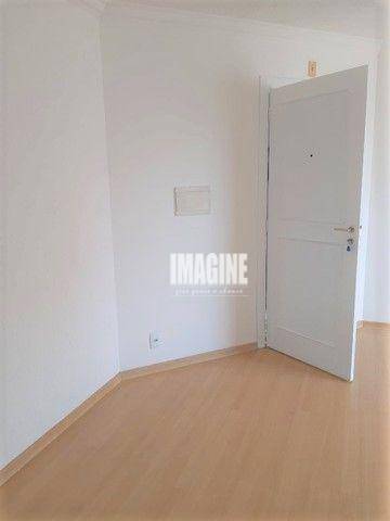 Apartamento à venda com 2 quartos, 55m² - Foto 3