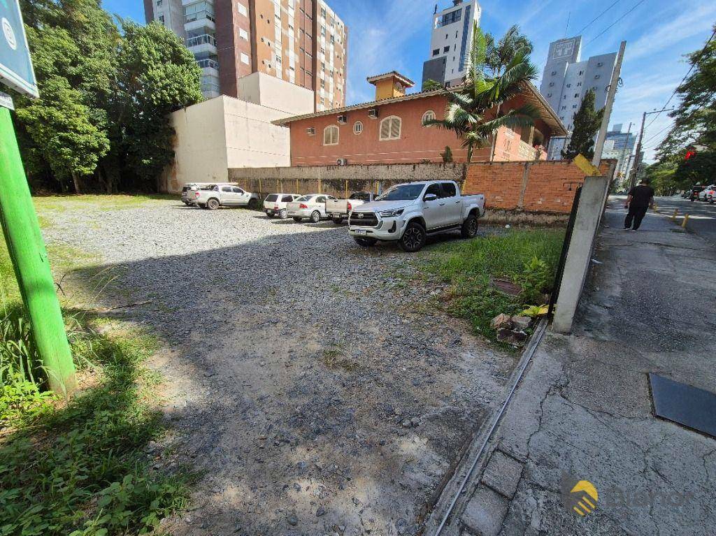 Terreno à venda, 813M2 - Foto 1