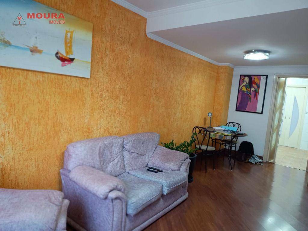 Sobrado à venda com 4 quartos, 120m² - Foto 1