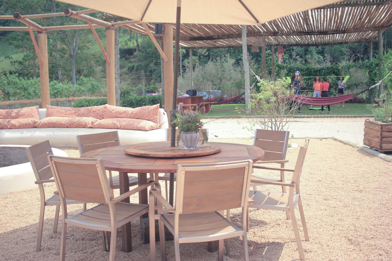 Chácara à venda com 5 quartos, 4m² - Foto 19