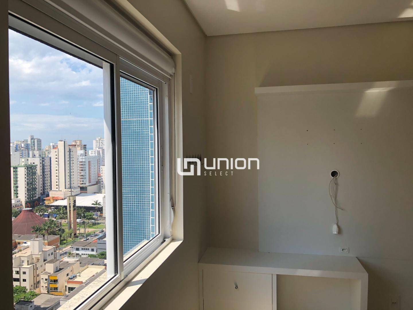 Apartamento à venda com 3 quartos, 131m² - Foto 12