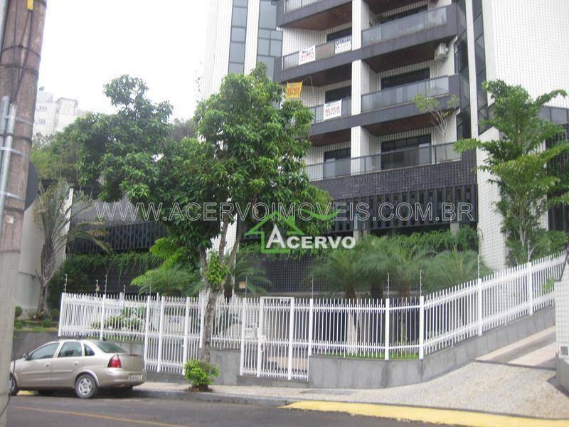 Apartamento à venda com 3 quartos, 175m² - Foto 2