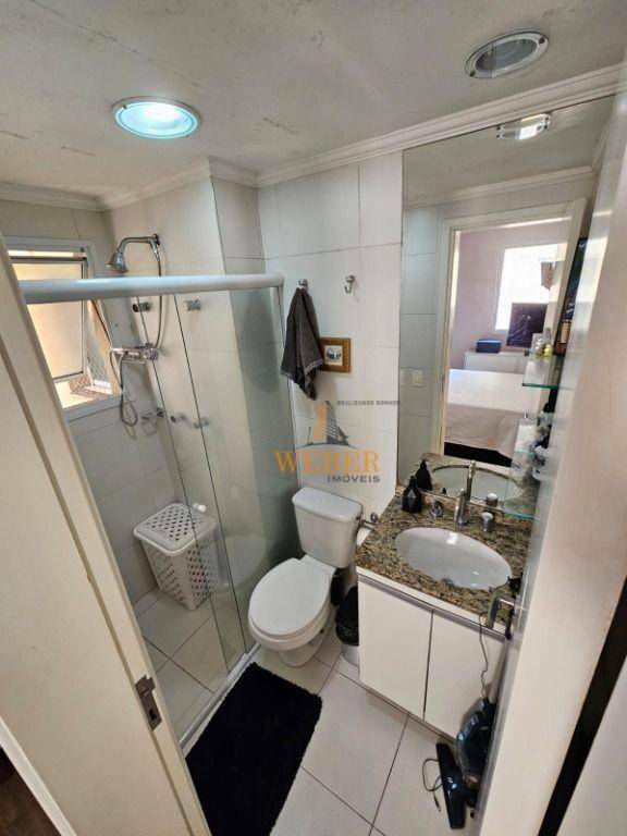 Apartamento à venda com 3 quartos, 70m² - Foto 5