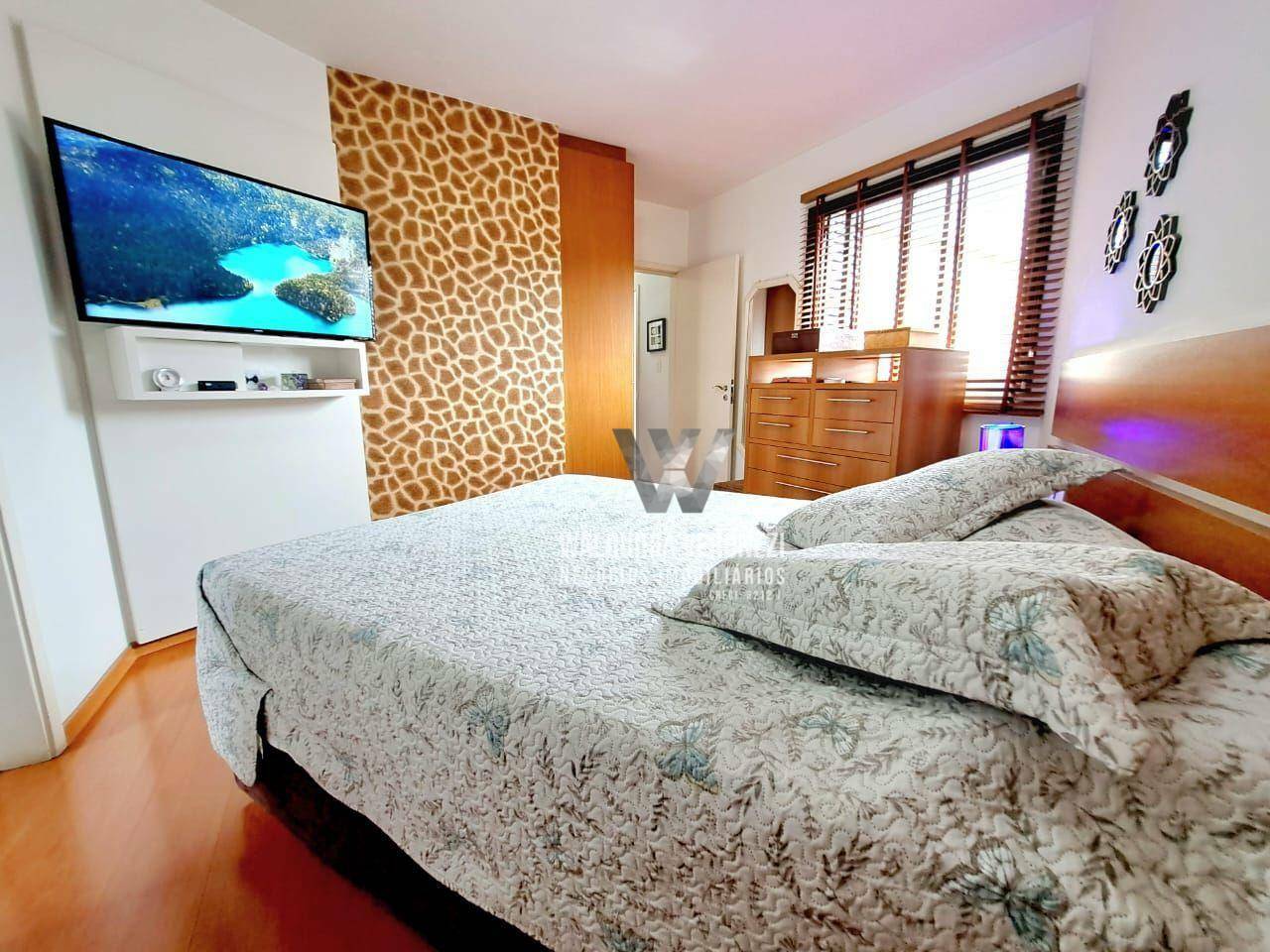 Apartamento à venda com 3 quartos, 135m² - Foto 22