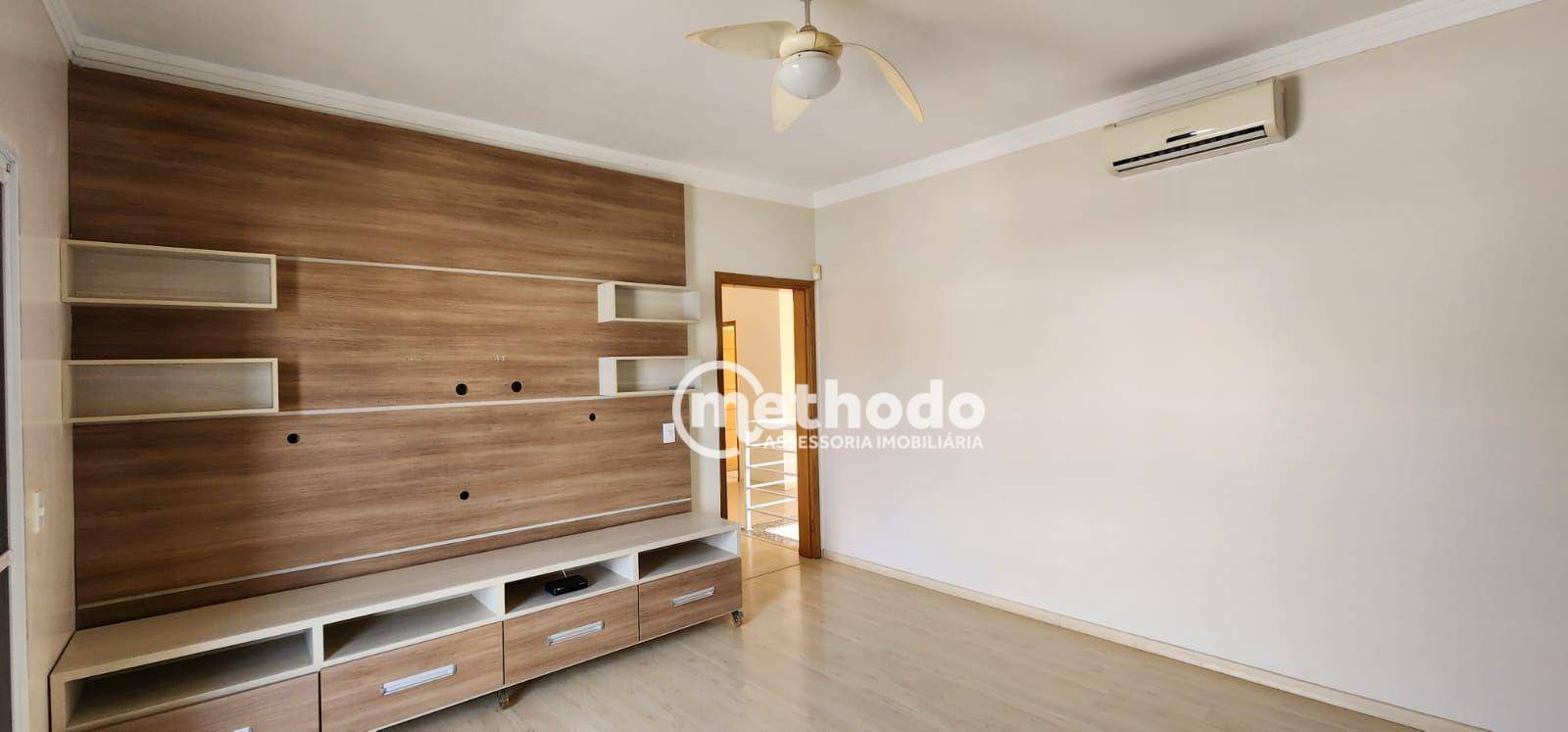 Casa à venda com 4 quartos, 330m² - Foto 22