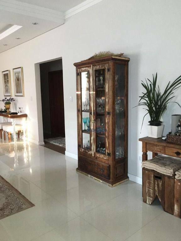 Casa de Condomínio à venda com 3 quartos, 240m² - Foto 23