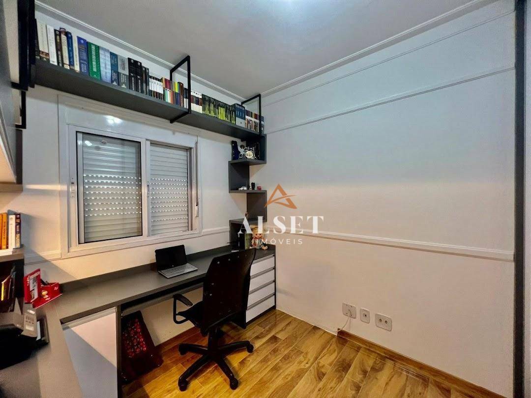 Apartamento à venda com 3 quartos, 123m² - Foto 13