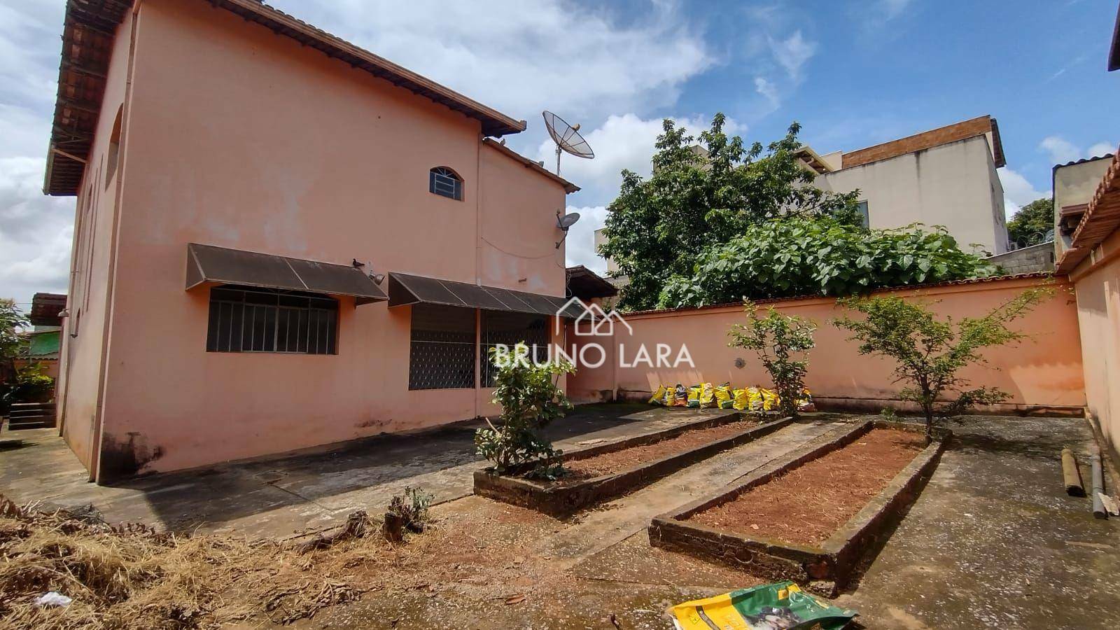 Casa à venda com 4 quartos, 250m² - Foto 25