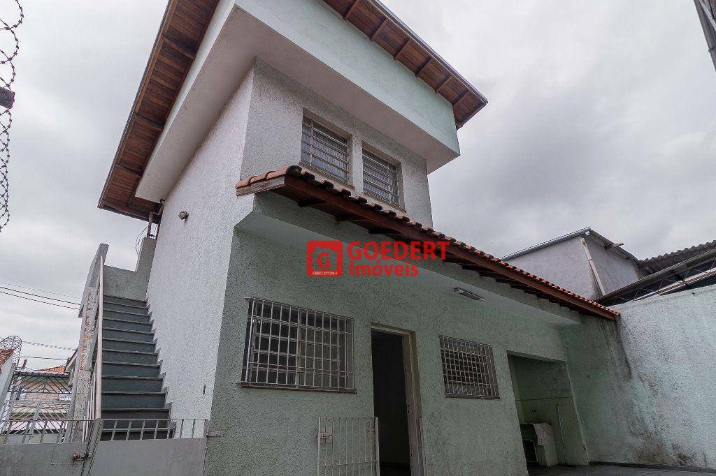 Casa para alugar com 3 quartos, 197m² - Foto 42