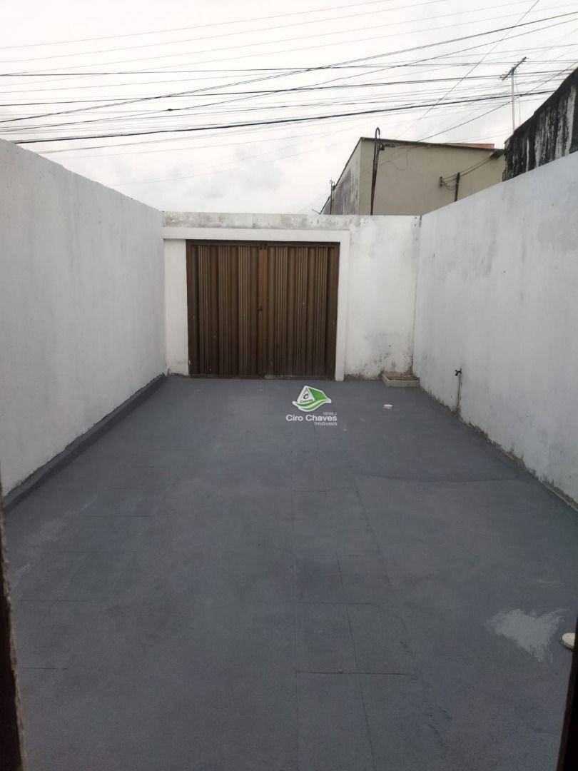 Casa à venda com 2 quartos, 100M2 - Foto 4