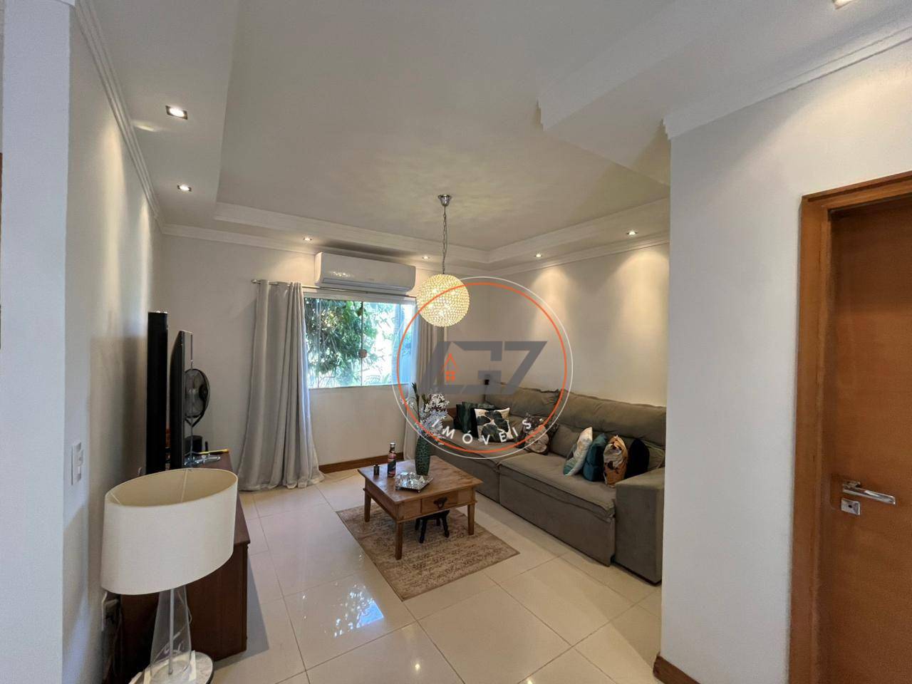 Casa de Condomínio para alugar com 3 quartos, 300m² - Foto 8