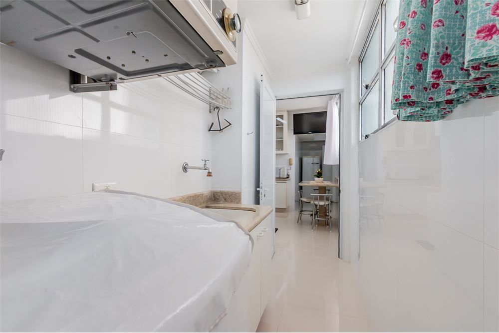 Apartamento à venda com 3 quartos, 105m² - Foto 6