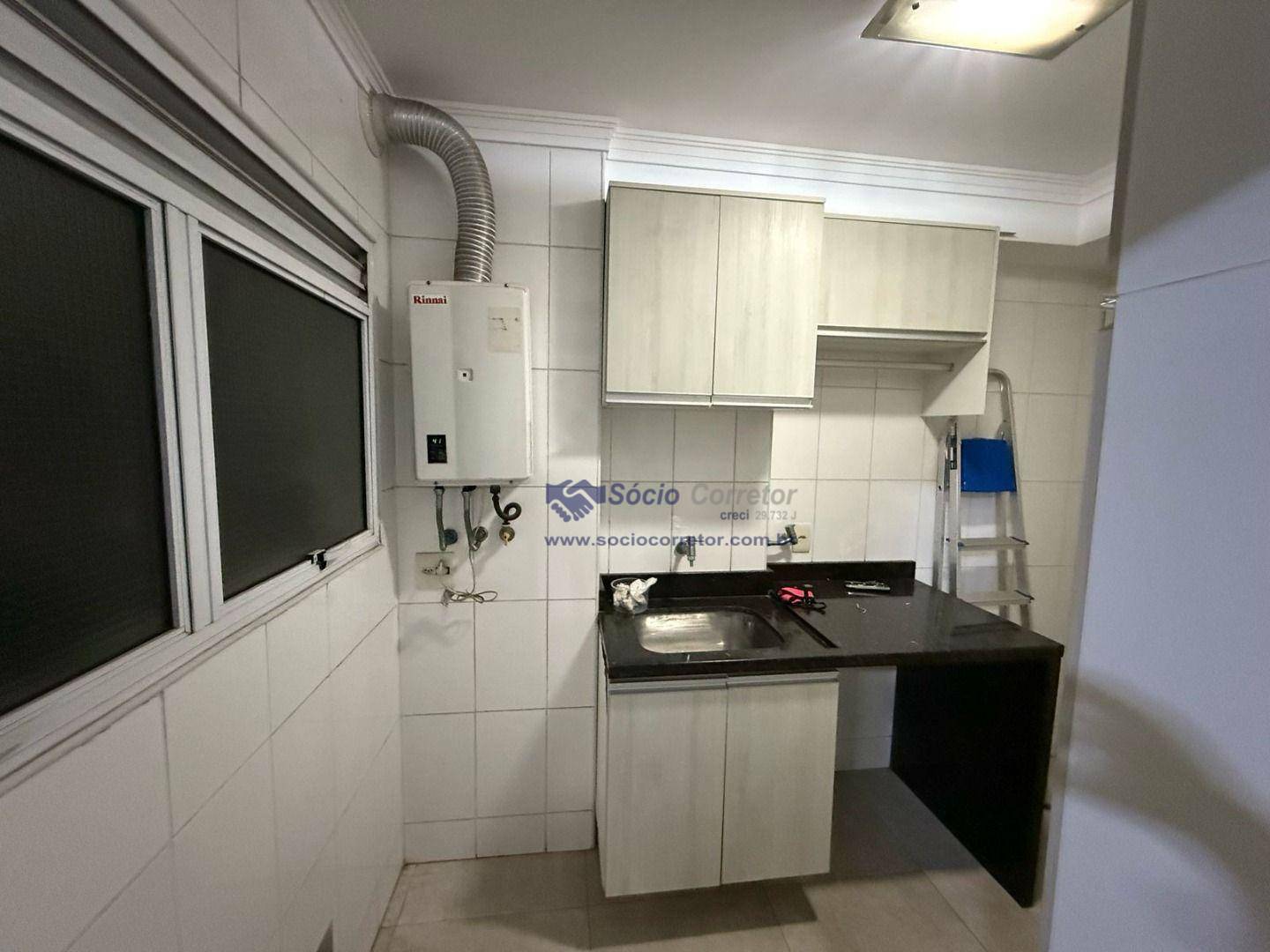 Apartamento para alugar com 3 quartos, 109m² - Foto 5